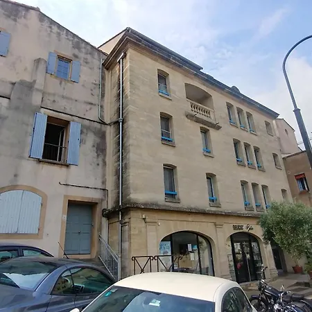 - La Terrasse